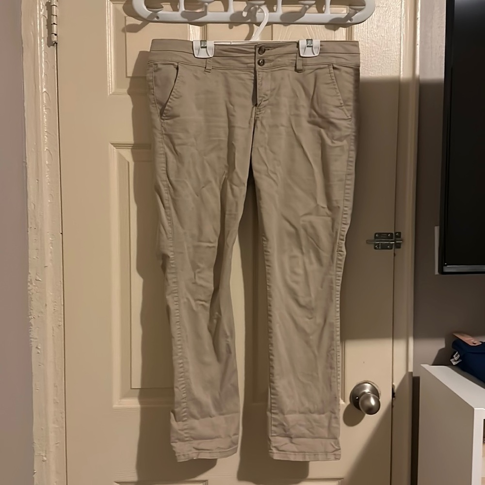 American Eagle Khaki Pants